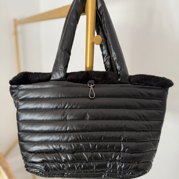 Think Rolyn Duplex Reversible Faux Fur Tote Travel Shoulder Work Gym Bag Black - Picture 6 of 9